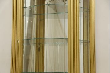 中古　美品　SILIK(シリック)　ロココ調　背面鏡張り　華やかな色合いと装飾が魅力的なキャビネット(キュリオケース、ガラスケース、ショーケース、飾り棚、陳列棚、食器棚、店舗什器)(定価約290万円)(R-076246)