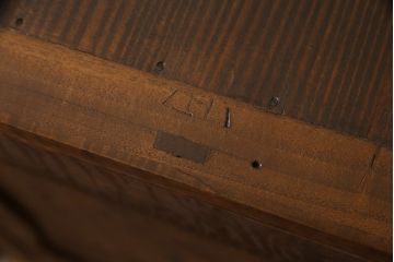 和製アンティーク　前面柿材　趣のある佇まいが魅力的な時代箪笥ローボード(着物箪笥、衣装箪笥、テレビ台、テレビボード、ローチェスト、引き出し)(R-076248)