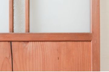 アンティーク建具　どこか懐かしさを感じる幅狭板戸扉1枚(ドア、木製扉)(R-076255)