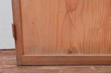 アンティーク建具　どこか懐かしさを感じる幅狭板戸扉1枚(ドア、木製扉)(R-076255)