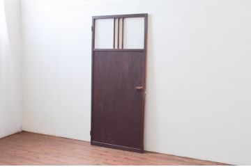 アンティーク建具　どこか懐かしさを感じる板戸扉1枚(ドア、木製扉、ガラス戸)(R-076256)