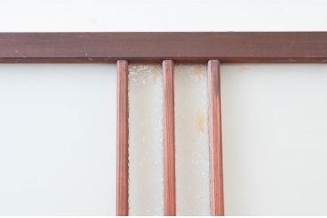 アンティーク建具　どこか懐かしさを感じる板戸扉1枚(ドア、木製扉、ガラス戸)(R-076256)