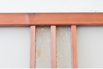 アンティーク建具　どこか懐かしさを感じる板戸扉1枚(ドア、木製扉、ガラス戸)(R-076256)