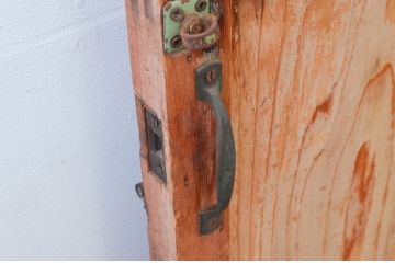 アンティーク建具　大正ロマン　優しい木色があたたかみを感じるガラス扉1枚(ドア、ガラス戸)(R-076257)