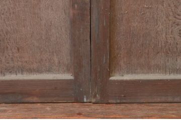 アンティーク建具　ダイヤガラス入り　趣のある木味が魅力的!大振りで重厚なガラス戸2枚セット(引き戸)(R-076258)