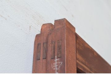 アンティーク建具　長い歴史を刻んだ風合いが魅力的な横桟幅狭引き戸2枚セット(格子戸、板戸、舞良戸、まいらど)(R-076259)