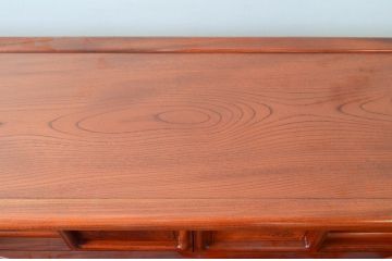 和製ビンテージ　未使用　展示品　総欅(ケヤキ)材　赤みがかった色味と凝った意匠が素敵な茶棚(飾り棚、違い棚、収納棚、戸棚、ヴィンテージ)(R-076260)