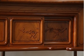 【F様ご決済用】和製ビンテージ　未使用　展示品　総欅(ケヤキ)材　赤みがかった色味と凝った意匠が素敵な茶棚　(R-076260)