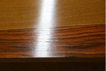 中古　イギリス製　ルイ16世様式　気品溢れる象嵌入りキャビネット　定価約70万円　(R-076263)