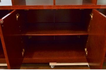 中古　美品　松創(MATSUSO・マツソウ)　特注　バーズアイメイプル　両面使いできる便利な二段重ねキャビネット(収納棚、戸棚、食器棚、カップボード、飾り棚)(定価約300万円)(R-076264)