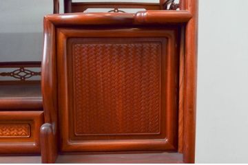 和製ビンテージ　未使用　展示品　総欅(ケヤキ)材　赤みがかった色味が素敵な茶棚(飾り棚、違い棚、収納棚、戸棚、ヴィンテージ)(R-076272)