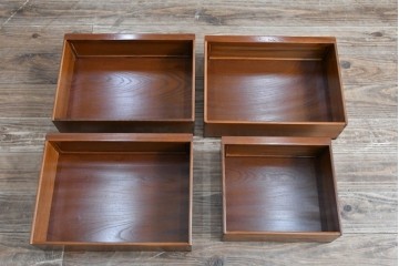 和製ビンテージ　未使用　展示品　総欅(ケヤキ)材　赤みがかった色味が素敵な茶棚(飾り棚、違い棚、収納棚、戸棚、ヴィンテージ)(R-076272)