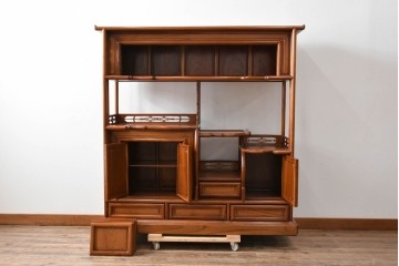 和製ビンテージ　未使用　展示品　総欅(ケヤキ)材　赤みがかった色味が素敵な茶棚(飾り棚、違い棚、収納棚、戸棚、ヴィンテージ)(R-076272)