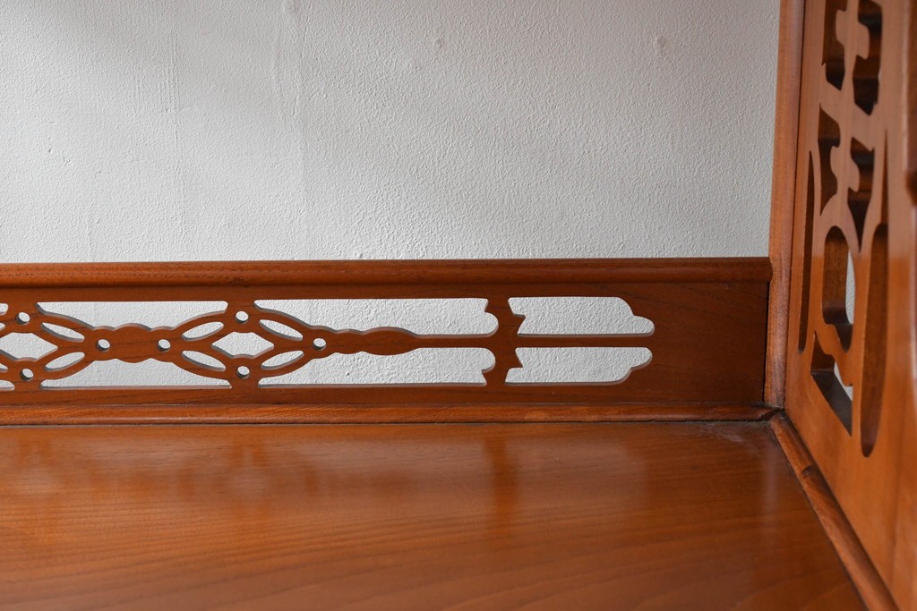 和製ビンテージ　未使用　展示品　総欅(ケヤキ)材　赤みがかった色味が素敵な茶棚(飾り棚、違い棚、収納棚、戸棚、ヴィンテージ)(R-076272)