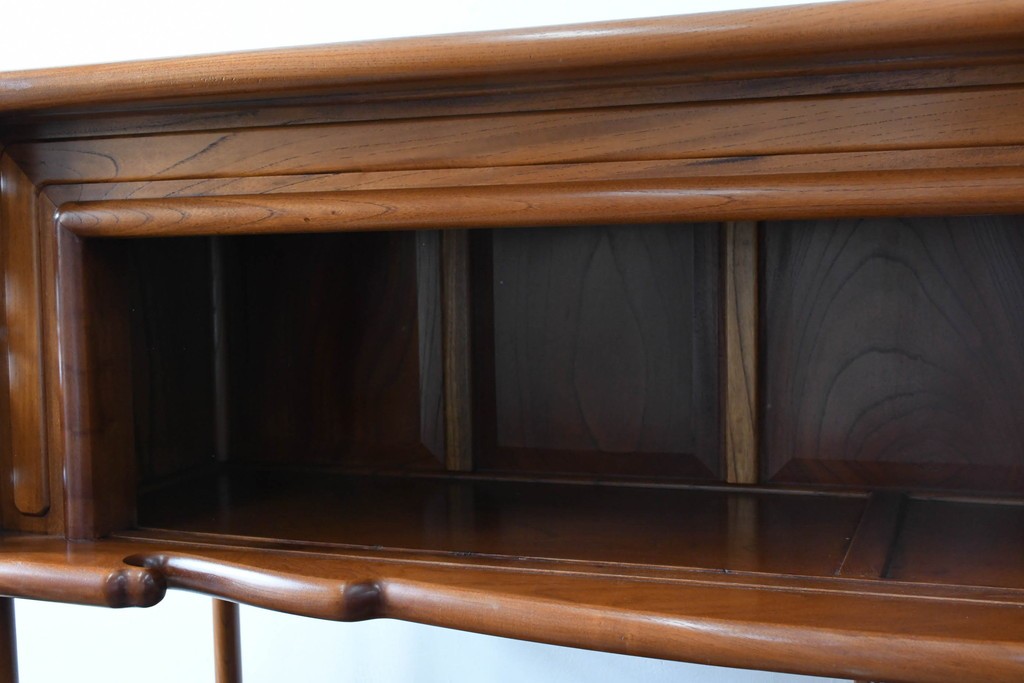 和製ビンテージ　未使用　展示品　総欅(ケヤキ)材　赤みがかった色味が素敵な茶棚(飾り棚、違い棚、収納棚、戸棚、ヴィンテージ)(R-076272)