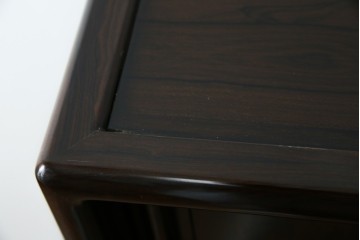 和製ビンテージ　未使用　展示品　シャム柿(ジリコテ)材　艶のある木肌が美しい茶箪笥　(R-076273)