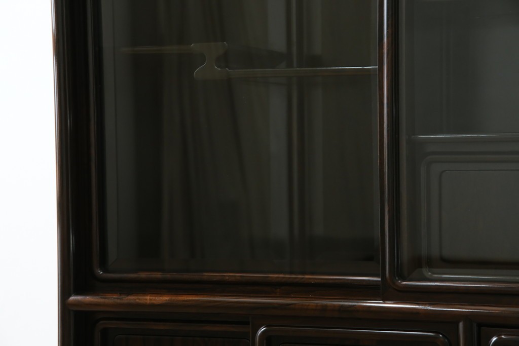 和製ビンテージ　未使用　展示品　シャム柿(ジリコテ)材　艶のある木肌が美しい茶箪笥　(R-076273)