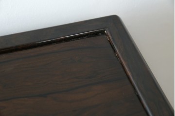 和製ビンテージ　未使用　展示品　シャム柿(ジリコテ)材　艶のある木肌が美しい茶箪笥　(R-076273)