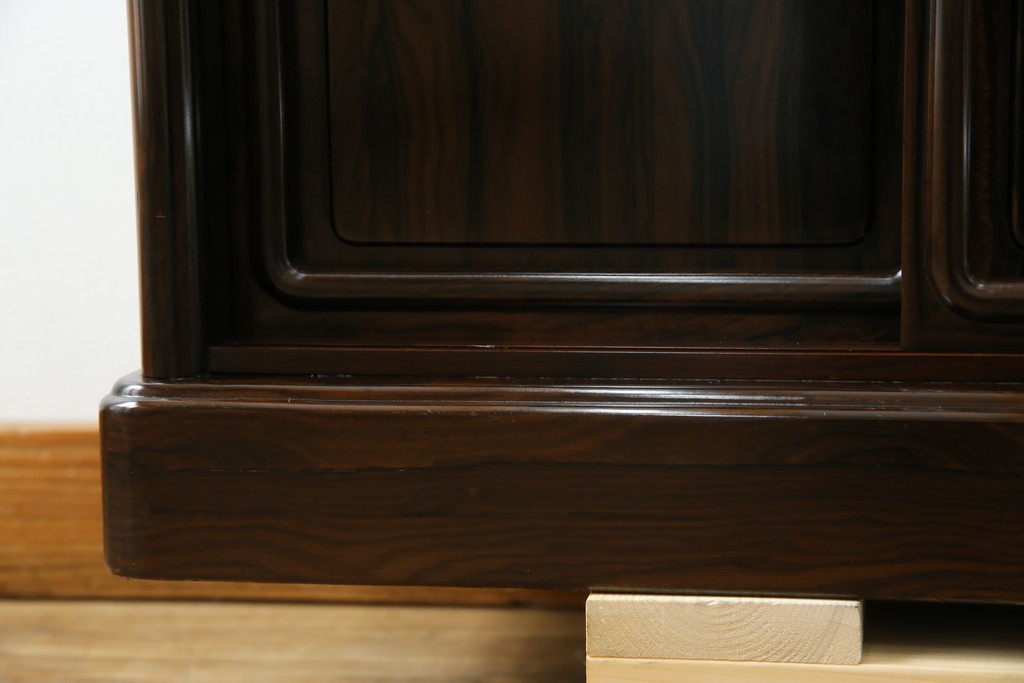 和製ビンテージ　未使用　展示品　シャム柿(ジリコテ)材　艶のある木肌が美しい茶箪笥　(R-076273)