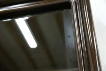 和製ビンテージ　未使用　展示品　シャム柿(ジリコテ)材　艶のある木肌が美しい茶箪笥　(R-076273)