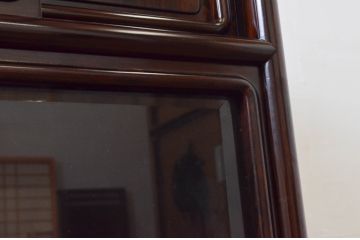 和製ビンテージ　未使用　展示品　シャム柿(ジリコテ)材　艶のある木肌が美しい茶箪笥(茶棚、食器棚、水屋箪笥、収納棚、戸棚、ヴィンテージ)(R-076273)