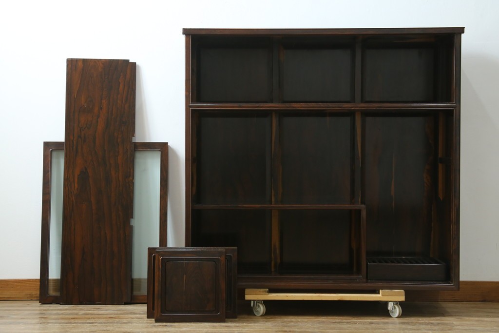 和製ヴィンテージ　未使用展示品　シャム柿(ジリコテ)材　個性的な木目が味わい深い茶箪笥　(R-076275)