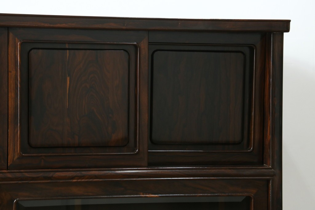 和製ヴィンテージ　未使用展示品　シャム柿(ジリコテ)材　個性的な木目が味わい深い茶箪笥　(R-076275)