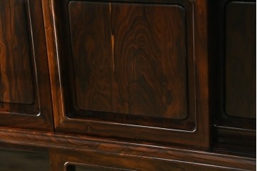 和製ヴィンテージ　未使用展示品　シャム柿(ジリコテ)材　個性的な木目が味わい深い茶箪笥　(R-076275)