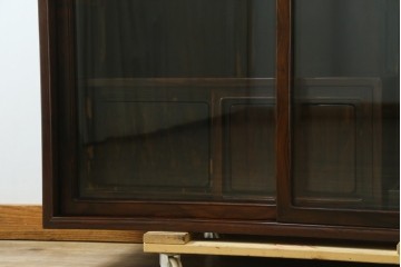 和製ヴィンテージ　未使用展示品　シャム柿(ジリコテ)材　個性的な木目が味わい深い茶箪笥　(R-076275)