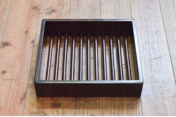 和製ビンテージ　未使用　展示品　シャム柿(ジリコテ)材　独特な木目が目を惹く茶箪笥(収納棚、茶棚、戸棚、水屋箪笥、サイドキャビネット、ヴィンテージ)(R-076275)