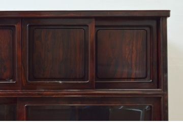 和製ビンテージ　未使用　展示品　シャム柿(ジリコテ)材　独特な木目が目を惹く茶箪笥(収納棚、茶棚、戸棚、水屋箪笥、サイドキャビネット、ヴィンテージ)(R-076275)