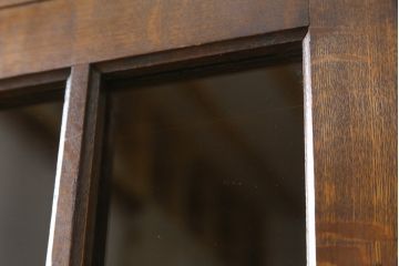 和製アンティーク　上手物!!　大正ロマン　趣のある佇まいが魅力的なナラ材の大振りなブックケース(本箱、本棚、ブックシェルフ、食器棚、戸棚、収納棚、飾り棚)(R-076277)