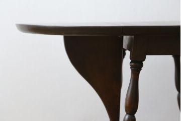和製ビンテージ　松本民芸家具　凝った脚のデザインが魅力の#83型バタフライテーブル(エクステンションテーブル、ダイニングテーブル、2人掛け、二人掛け、ドロップリーフテーブル、オーバル型、ヴィンテージ)(定価約15万円)(R-076283)