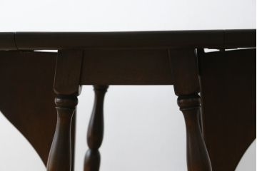 和製ビンテージ　松本民芸家具　凝った脚のデザインが魅力の#83型バタフライテーブル(エクステンションテーブル、ダイニングテーブル、2人掛け、二人掛け、ドロップリーフテーブル、オーバル型、ヴィンテージ)(定価約15万円)(R-076283)