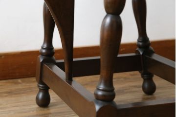 和製ビンテージ　松本民芸家具　凝った脚のデザインが魅力の#83型バタフライテーブル(エクステンションテーブル、ダイニングテーブル、2人掛け、二人掛け、ドロップリーフテーブル、オーバル型、ヴィンテージ)(定価約15万円)(R-076283)