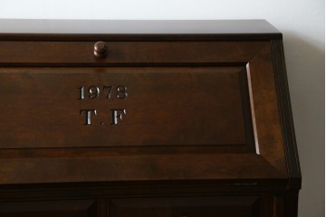 和製ビンテージ　希少!!　松本民芸家具　高島屋記念モデル　落ち着いた佇まいが魅力的なM型ビューロー(ライティングビューロー)　(R-076287)