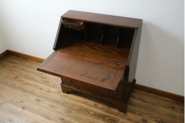 和製ビンテージ　希少!!　松本民芸家具　高島屋記念モデル　落ち着いた佇まいが魅力的なM型ビューロー(ライティングビューロー)　(R-076287)