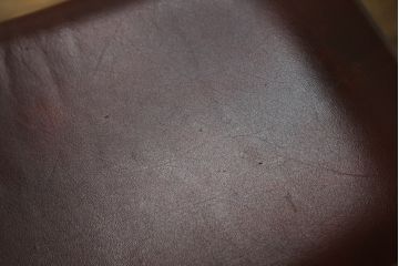 イギリスビンテージ　希少な絶版品　Old Charm(オールドチャーム)　風格漂う佇まいが魅力的なカウンターチェア2脚セット(ハイチェア、バーチェア、椅子、イス、ヴィンテージ、英国)(R-076292)