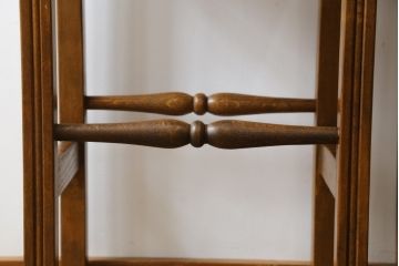 イギリスビンテージ　希少な絶版品　Old Charm(オールドチャーム)　風格漂う佇まいが魅力的なカウンターチェア2脚セット(ハイチェア、バーチェア、椅子、イス、ヴィンテージ、英国)(R-076292)