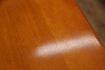 中古　横浜ダニエル(daniel)　アーリーアメリカン　A-205　クラシカルな佇まいが目を引くサイドボード(サイドキャビネット、リビングボード、収納棚、戸棚)(定価約70万円)(R-076294)