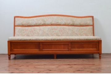 中古　横浜クラシック家具　ダニエル(daniel)　LD(エルディー)シリーズ　A-545　収納付きが嬉しい! 上質な空間づくりにおすすめの3人掛けソファ(三人掛け、3P、ソファベンチ)(定価約70万円)(R-076296)