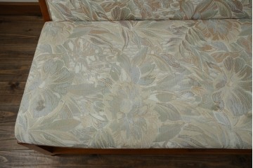 中古　横浜クラシック家具　ダニエル(daniel)　LD(エルディー)シリーズ　A-545　収納付きが嬉しい! 上質な空間づくりにおすすめの3人掛けソファ　定価約70万円相当　(R-076296)