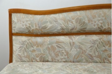 中古　横浜クラシック家具　ダニエル(daniel)　LD(エルディー)シリーズ　A-545　収納付きが嬉しい! 上質な空間づくりにおすすめの3人掛けソファ　定価約70万円相当　(R-076296)