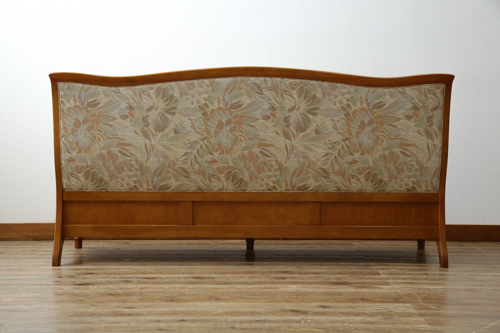 中古　横浜クラシック家具　ダニエル(daniel)　LD(エルディー)シリーズ　A-545　収納付きが嬉しい! 上質な空間づくりにおすすめの3人掛けソファ　定価約70万円相当　(R-076296)