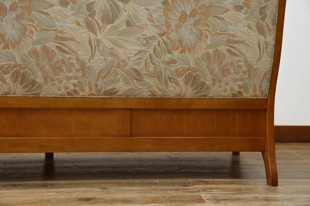 中古　横浜クラシック家具　ダニエル(daniel)　LD(エルディー)シリーズ　A-545　収納付きが嬉しい! 上質な空間づくりにおすすめの3人掛けソファ　定価約70万円相当　(R-076296)