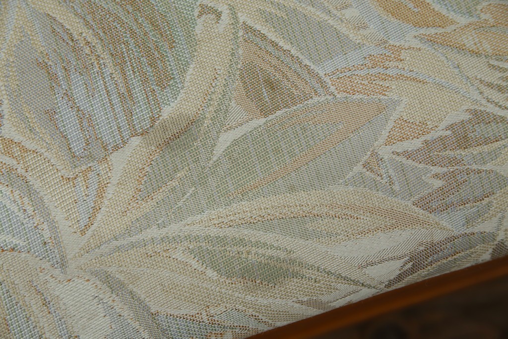 中古　横浜クラシック家具　ダニエル(daniel)　LD(エルディー)シリーズ　A-545　収納付きが嬉しい! 上質な空間づくりにおすすめの3人掛けソファ　定価約70万円相当　(R-076296)