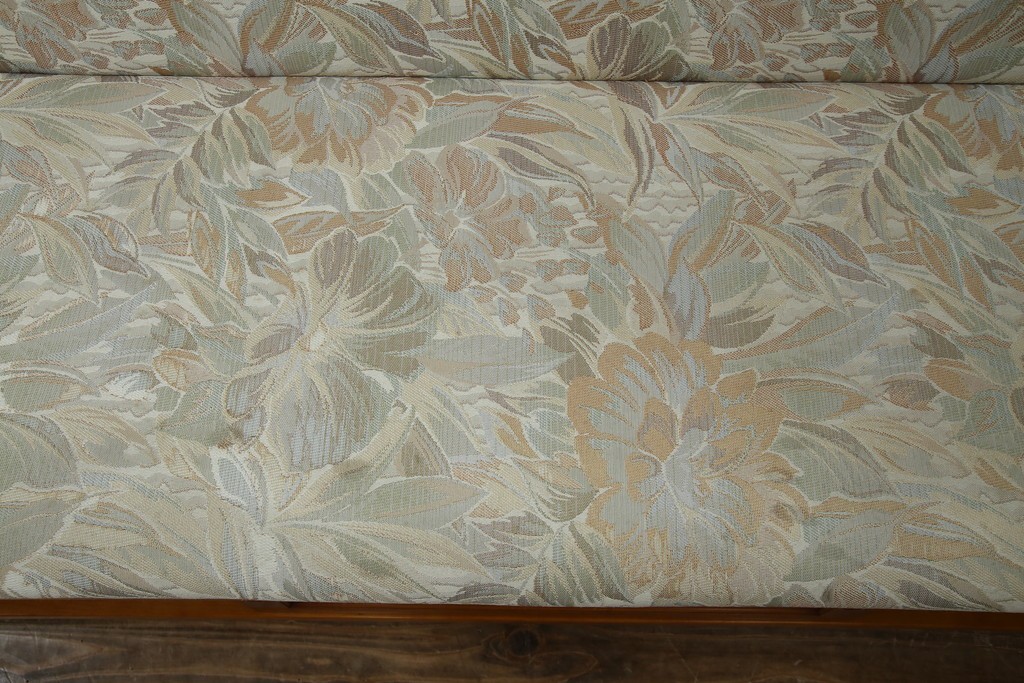 中古　横浜クラシック家具　ダニエル(daniel)　LD(エルディー)シリーズ　A-545　収納付きが嬉しい! 上質な空間づくりにおすすめの3人掛けソファ　定価約70万円相当　(R-076296)