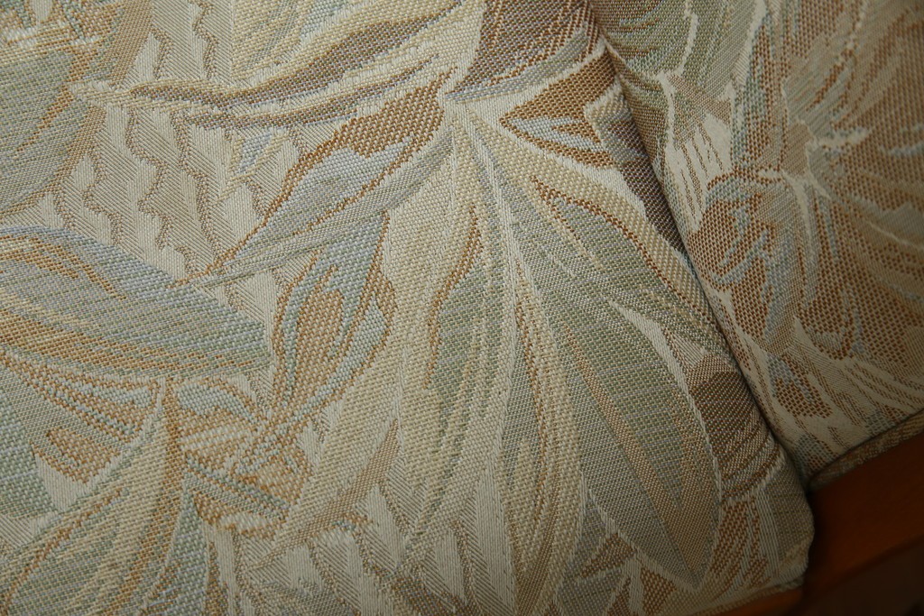 中古　横浜クラシック家具　ダニエル(daniel)　LD(エルディー)シリーズ　A-545　収納付きが嬉しい! 上質な空間づくりにおすすめの3人掛けソファ　定価約70万円相当　(R-076296)