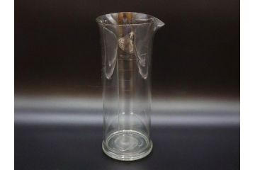 戦前　一升　ガラス　レトロな雰囲気が魅力のメスシリンダー(ビーカー、ガラスビン、硝子瓶、実験器具、枡、液量計)(R-076301)