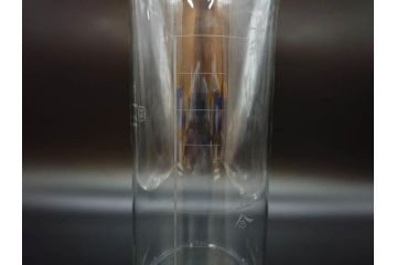 戦前　一升　ガラス　レトロな雰囲気が魅力のメスシリンダー(ビーカー、ガラスビン、硝子瓶、実験器具、枡、液量計)(R-076301)